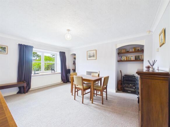 Dining Room.jpg