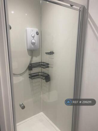 1 bed Flat to rent Image 6