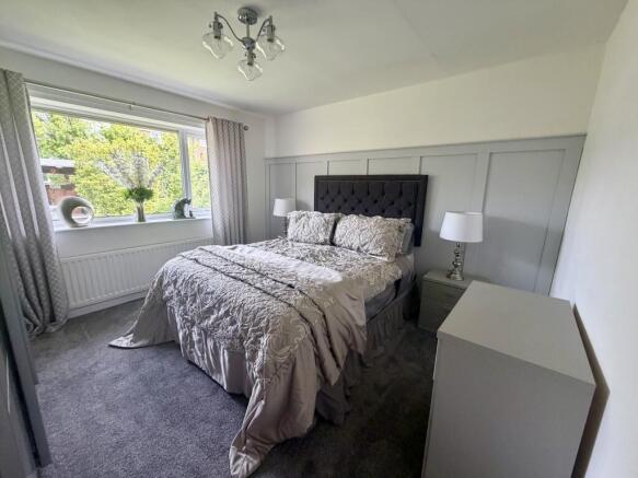 3 bed Bungalow for sale Image 11