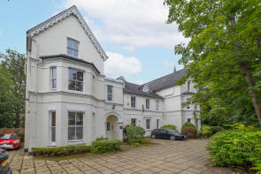 Flat 7, 22 24 Ravens Ait Hall, Kingsdowne Road, Surbiton KT6 6LA