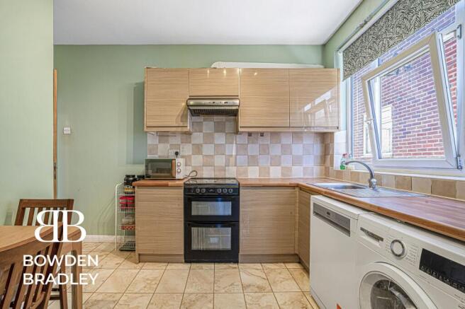 Epsom Road, Seven Kings, IG3 photo 4