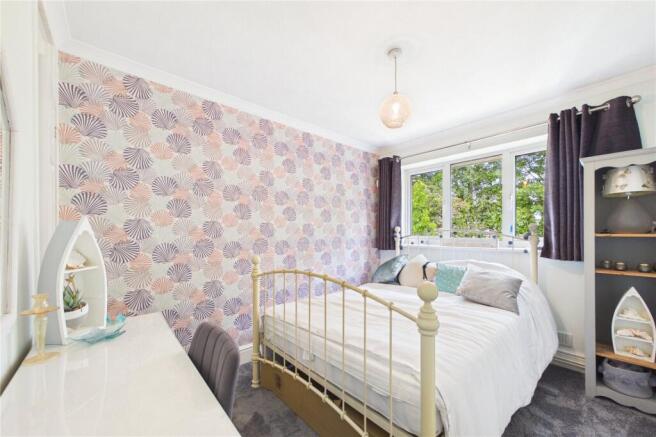 Bliss Close, Basingstoke, Hampshire, RG22 photo 4