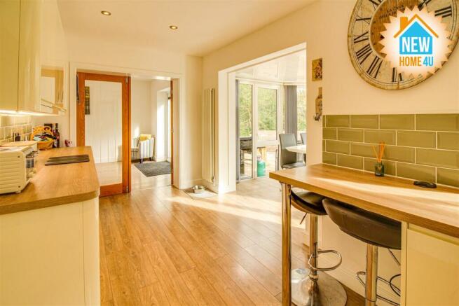 KITCHEN: