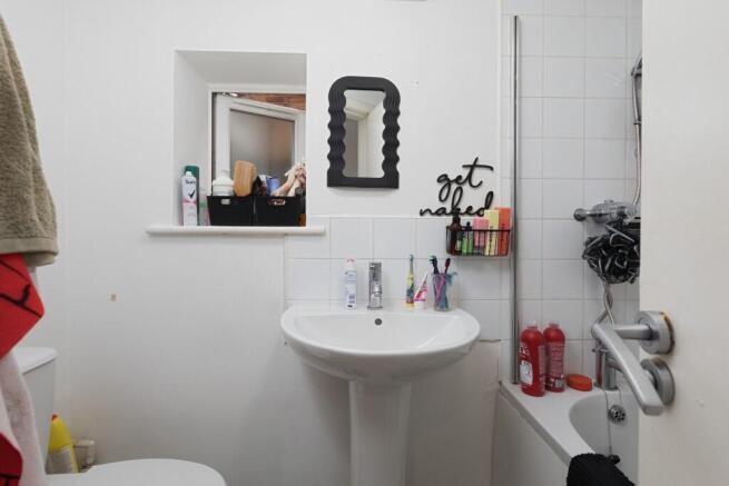 4 bed Block of Apartments for sale Image 11
