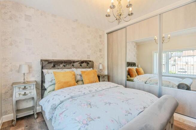 3 bed Terraced for sale Image 10