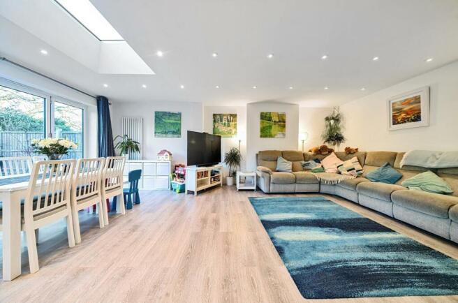 Davidson Frost-Wellings, DFW, Whitchurch Gardens, 