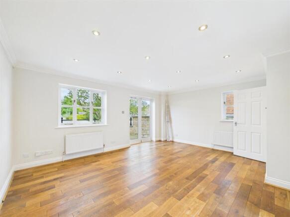 Living Room.jpg