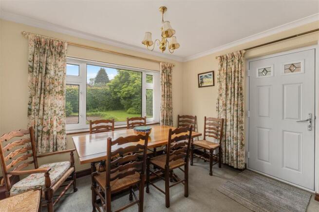 250 Broughton Road, Banbury-11.jpg