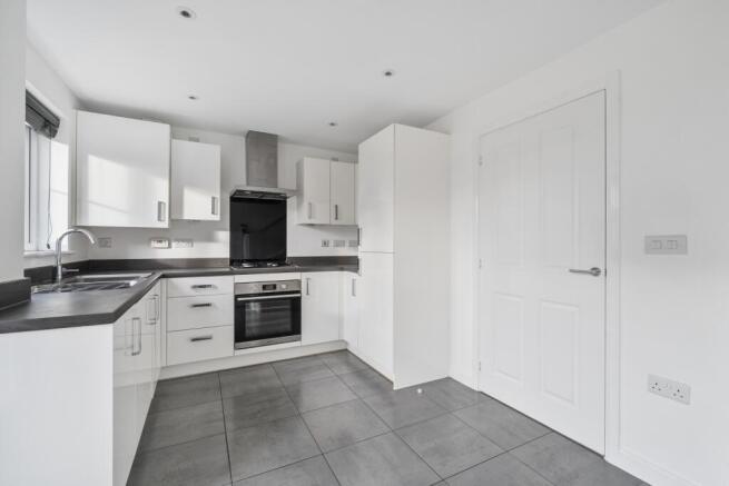 1410081-14-6989b33b28f87