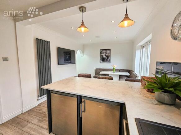 Reading Road, Winnersh, RG41 photo 3
