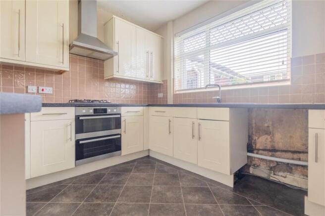 2 bed Bungalow for sale Image 5