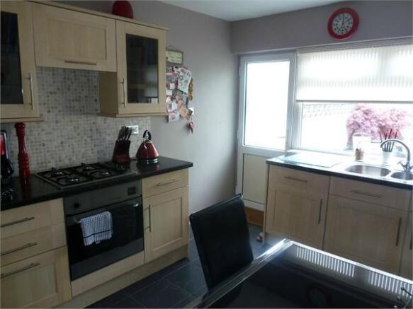 Photo 12