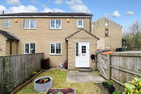Serpentine Road, Cleckheaton, West Yorkshire, BD19