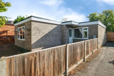 Dolphin Close, Worcester