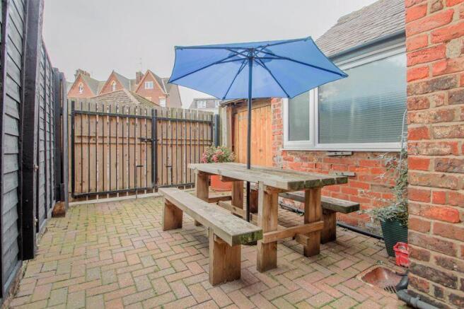 6 bed Terraced for sale Image 9