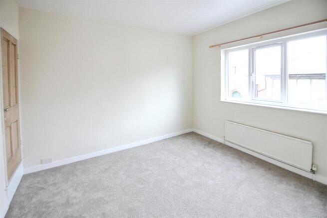 2 bed Terraced for sale Image 9