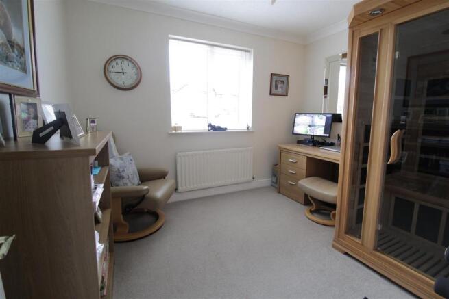 BEDROOM 3