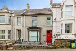 19, Waterloo Terrace, Carmarthen SA31 1DQ