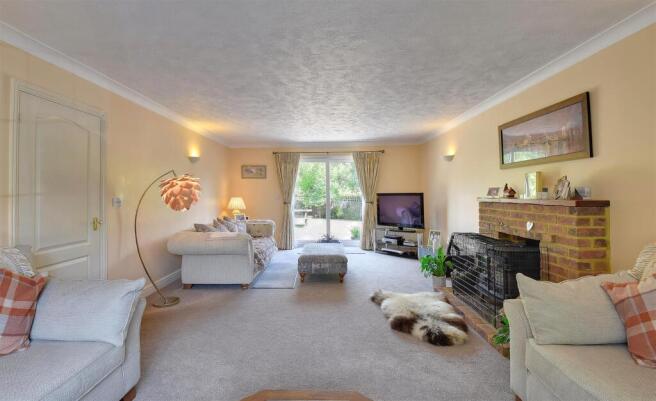 Tenterden Road, Biddenden photo 4