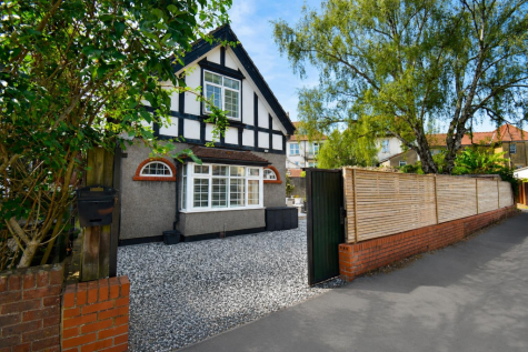 Superb detached home on Greendale Road in Redland, Bristol