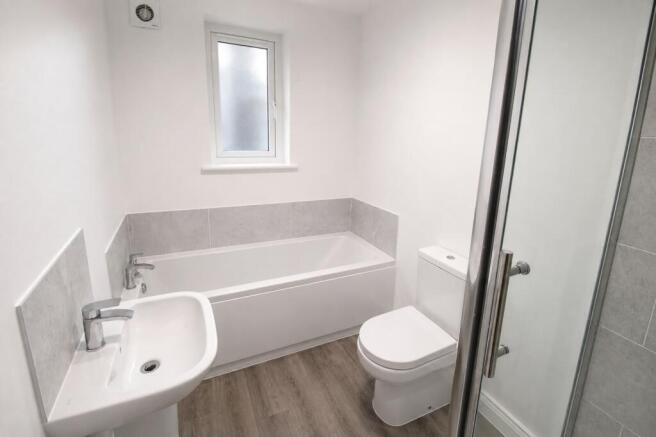 2 bed Flat to rent Image 9