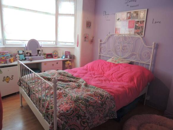 bed 1.jpg