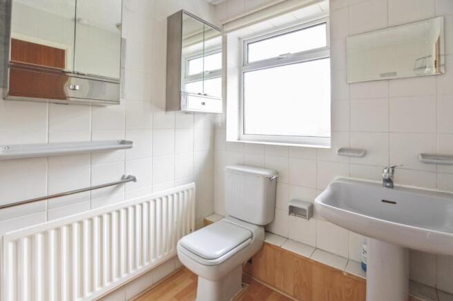 En-Suite Bathroom