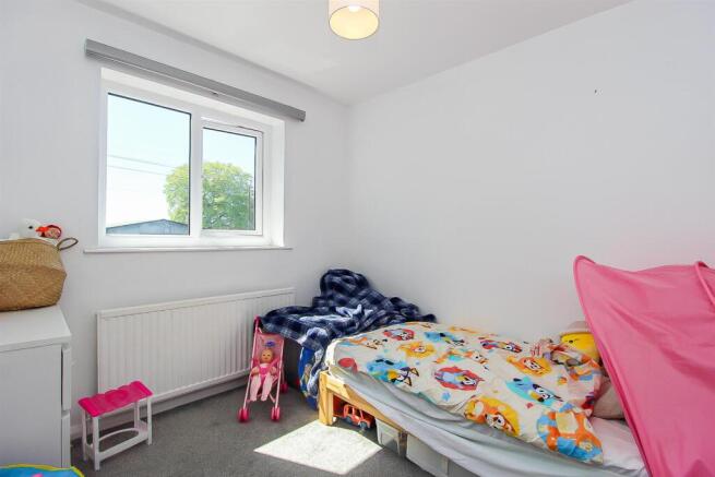 3 bed Detached for sale Image 8