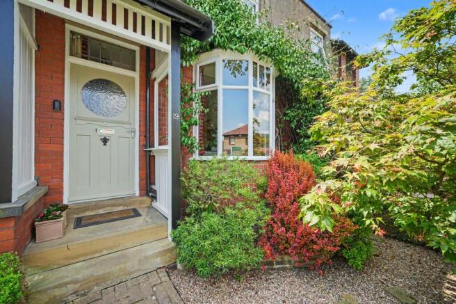 3 bed Terraced for sale Image 6