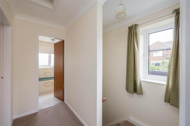 3 bed House for sale Image 10