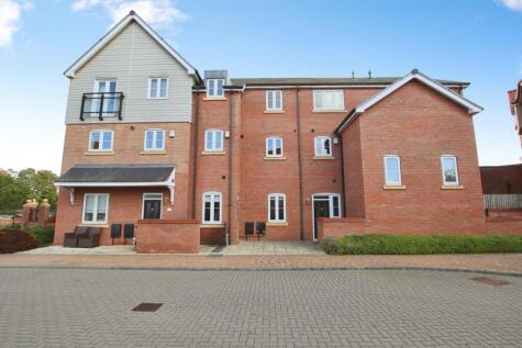 The Quays, Burton Waters