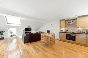 37 Ground Floor Flat, Voltaire Road, London SW4 6DD