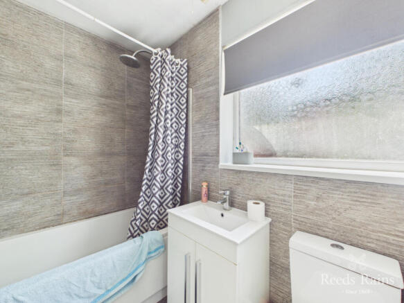 3 bed Detached Bungalow for sale Image 7