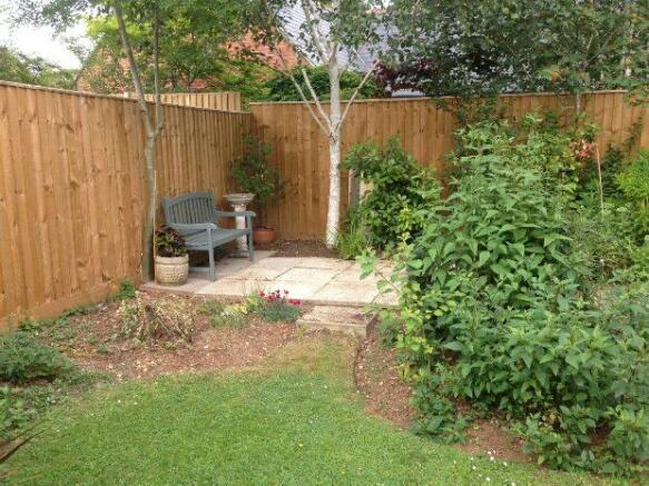 Garden - Patio 3