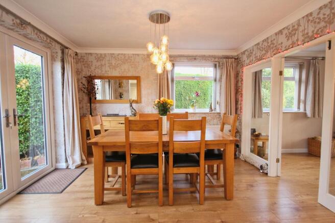 5 SWANLAND CLOSE COTTINGHAM (26)_lzn.jpg