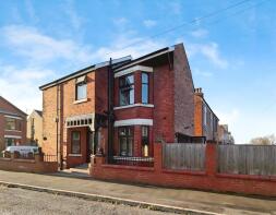 5, Horace Grove, South Reddish, Stockport SK4 1PP