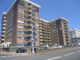 99, Kingsway Court, Queens Gardens, Hove BN3 2LR