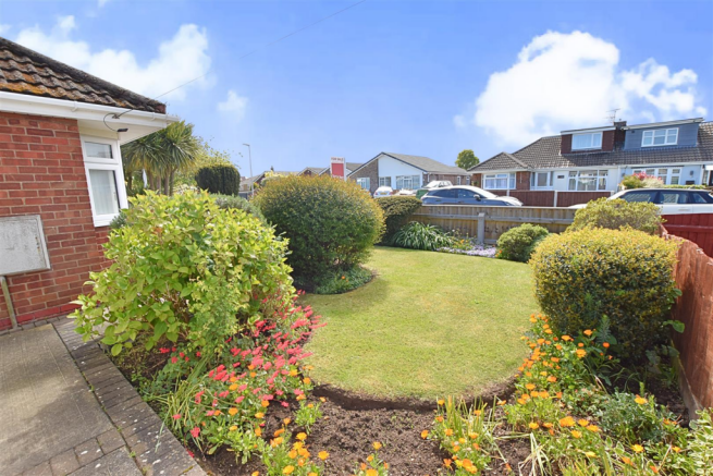 FRONT GARDEN