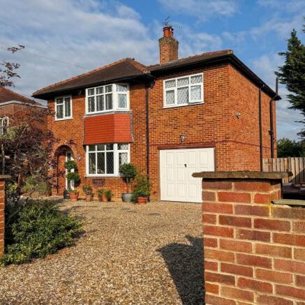 4 bed House for sale in harrogate
