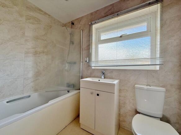 Copsey Grove, Drayton, Portsmouth photo 4