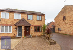 23, Buckthorn Close, Norwich NR8 6YG