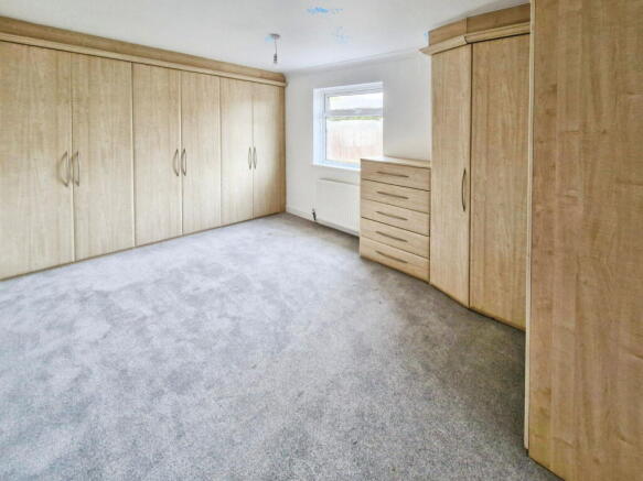 3 bed Detached Bungalow for sale Image 12