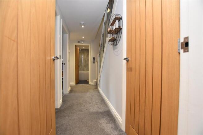 3 bed Maisonette for sale Image 12