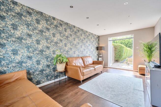 Lounge 1