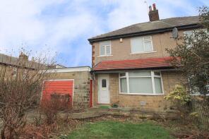 18, Como Grove, Bradford BD8 9QA