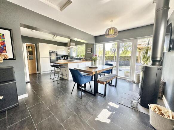 Dining Kitchen