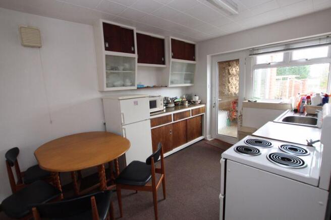 Dining kitchen