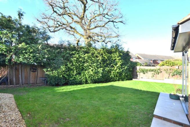 Garden 1.JPG