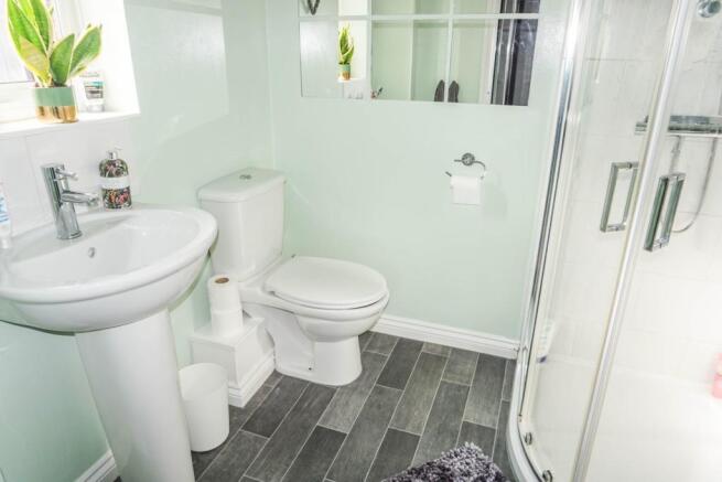 Master En-suite