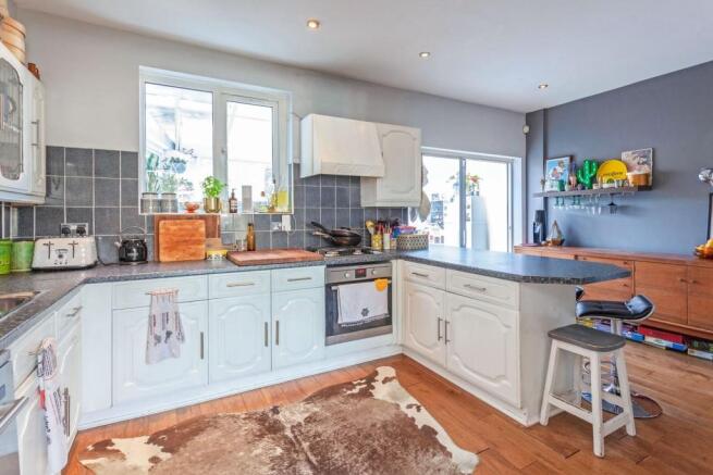 Kitchen/Breakfast